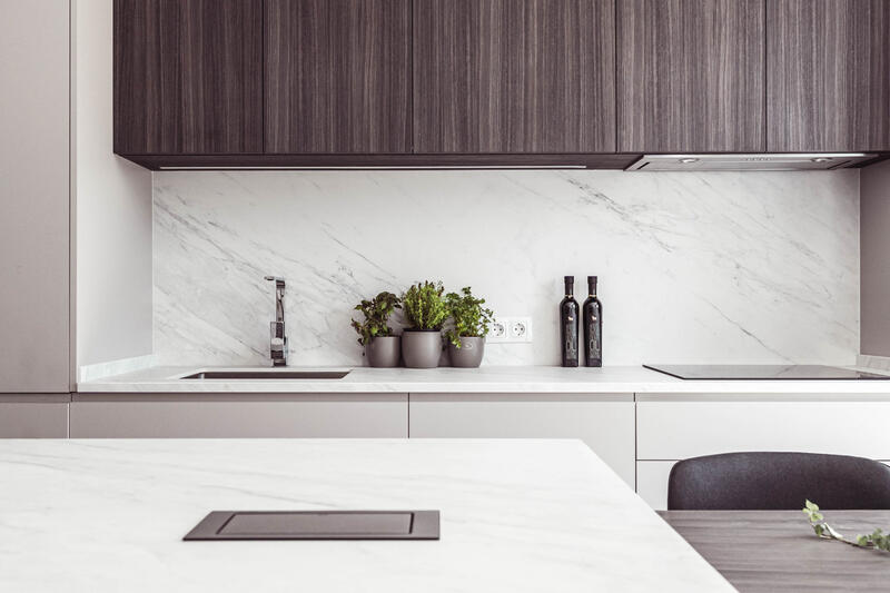 3 спальная комната городская тюрьма продается