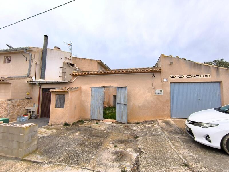 6 bedroom Country House for sale