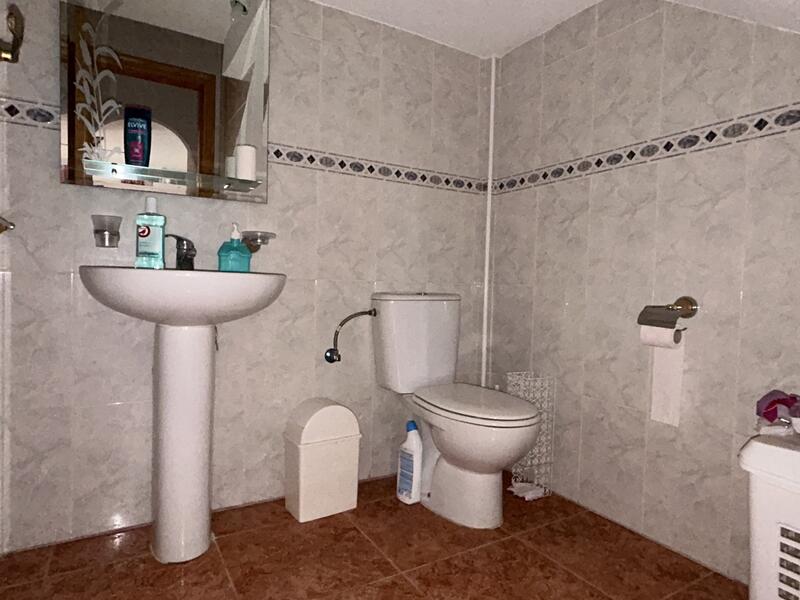 3 Schlafzimmer Stadthaus zu verkaufen