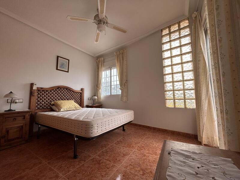 3 Schlafzimmer Stadthaus zu verkaufen