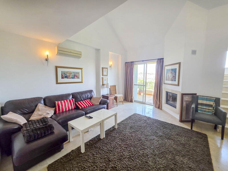 3 спальная комната квартира продается