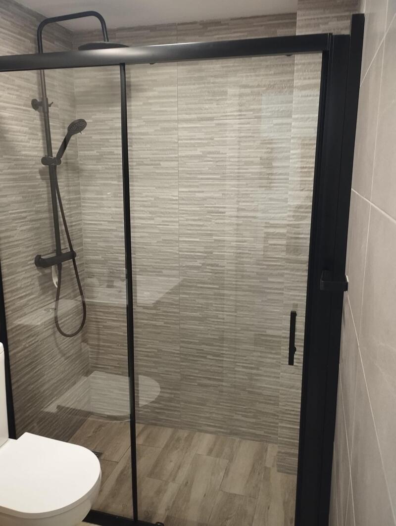 2 slaapkamer Appartement Te koop