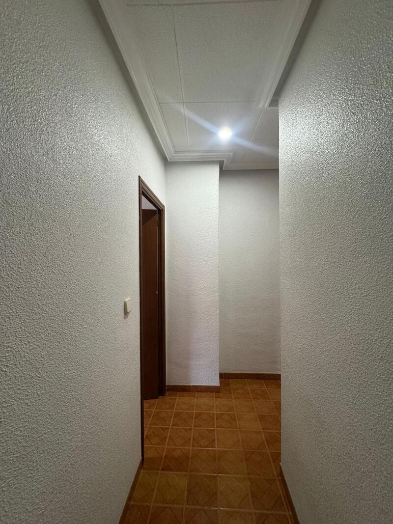 4 bedroom Townhouse for sale