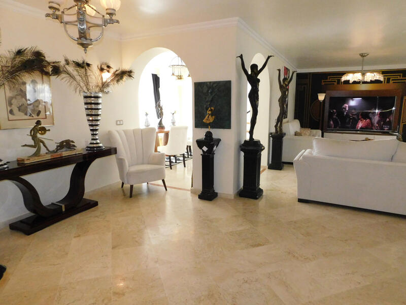 3 bedroom Apartment for sale