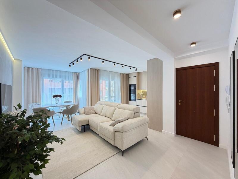 4 bedroom Apartment for sale