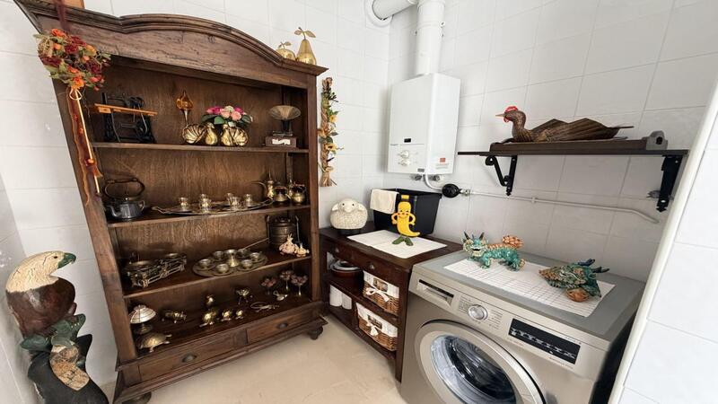 3 bedroom Apartment for sale