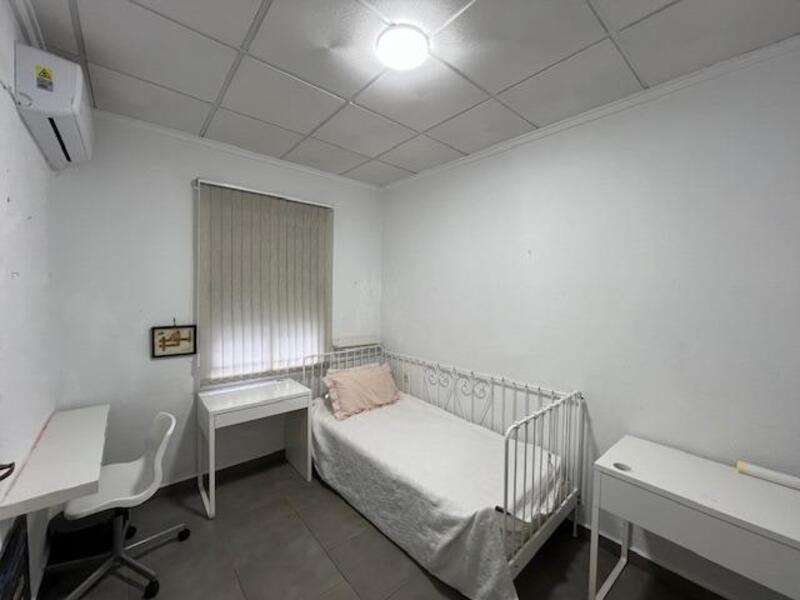 3 bedroom Townhouse for sale