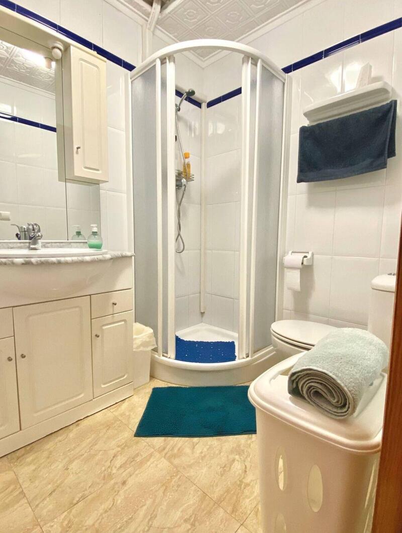 2 bedroom Townhouse for sale