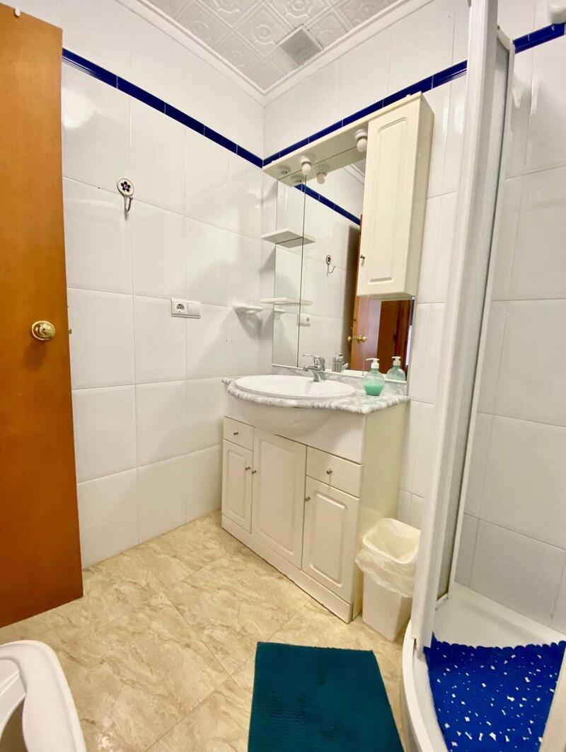 2 bedroom Townhouse for sale