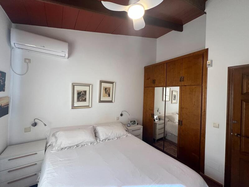 4 bedroom Country House for sale