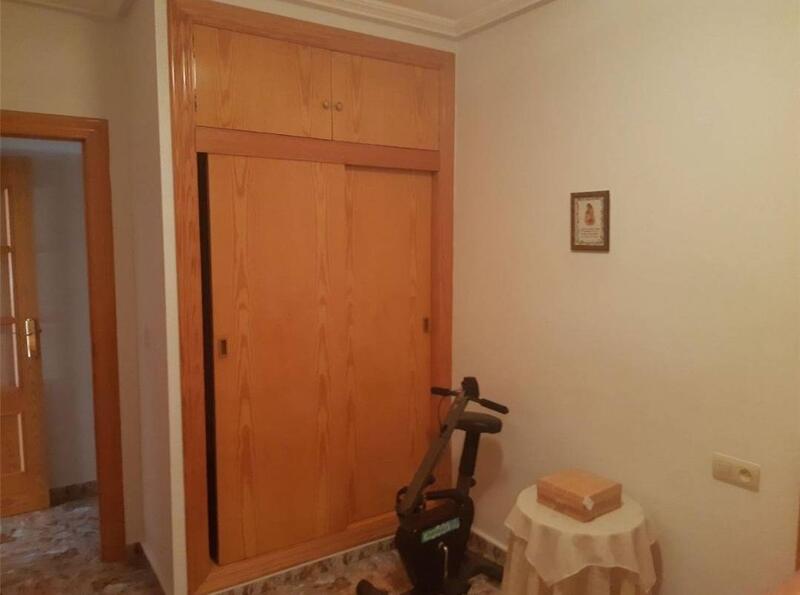 3 bedroom Apartment for sale