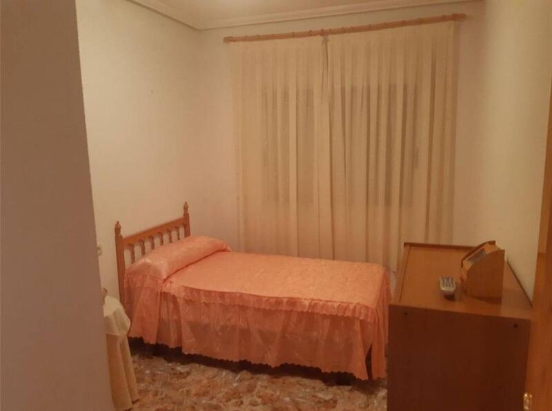 3 bedroom Apartment for sale