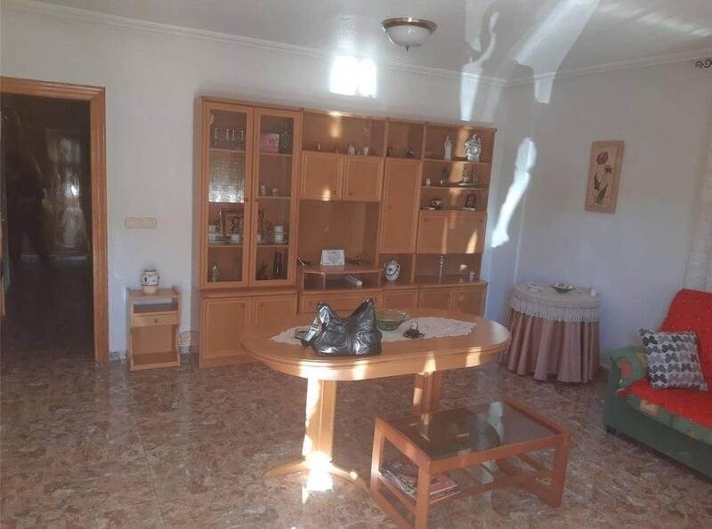 3 bedroom Apartment for sale