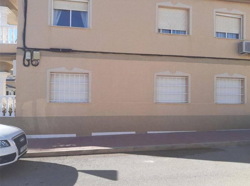 3 bedroom Apartment for sale