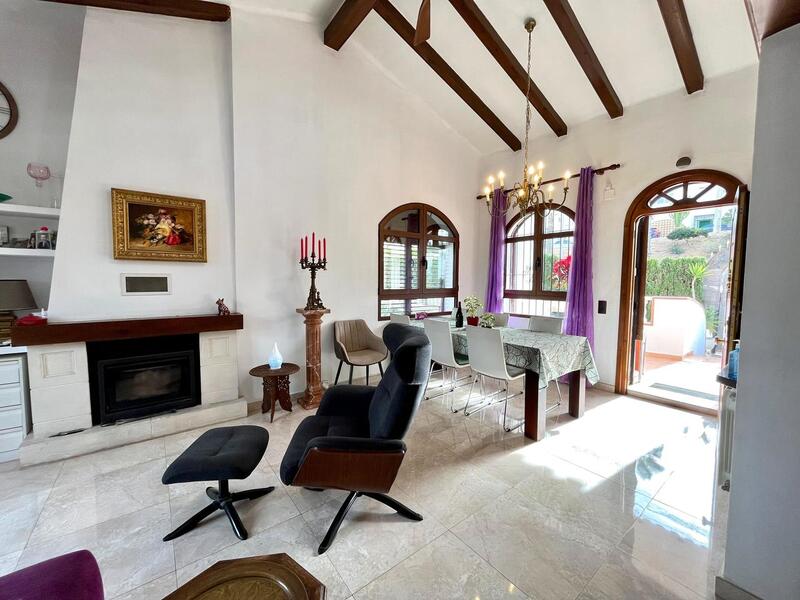 4 Cuarto Villa en venta