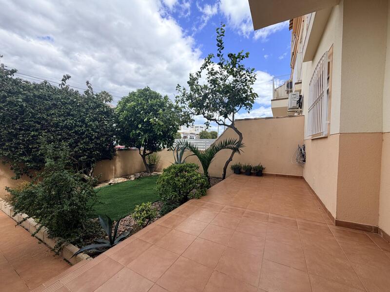 2 Cuarto Villa en venta