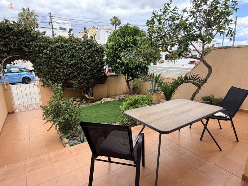2 Cuarto Villa en venta