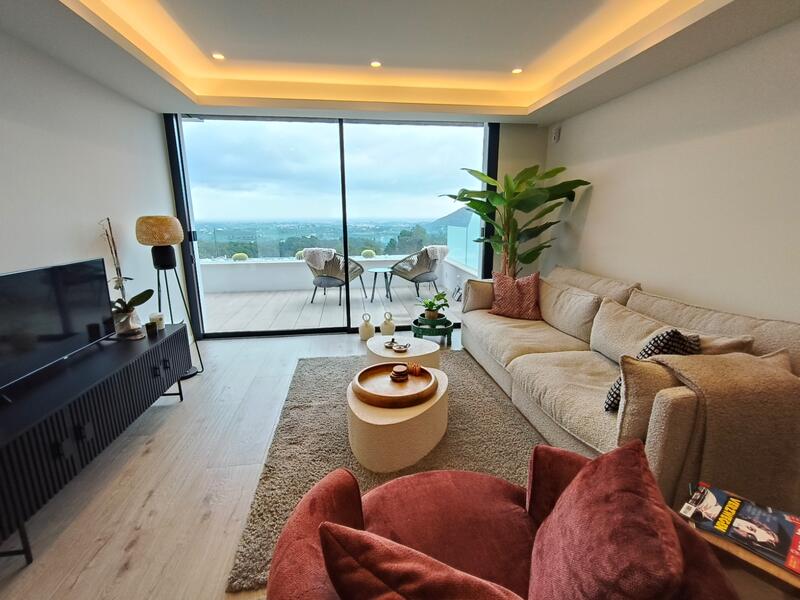 3 bedroom Apartment for sale