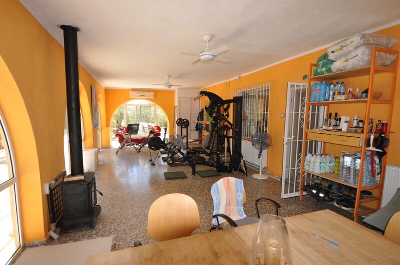 5 bedroom Country House for sale