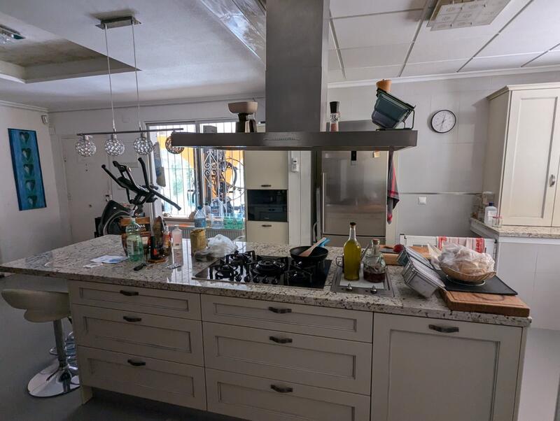 5 bedroom Country House for sale