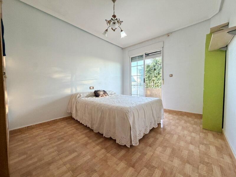 3 bedroom Townhouse for sale