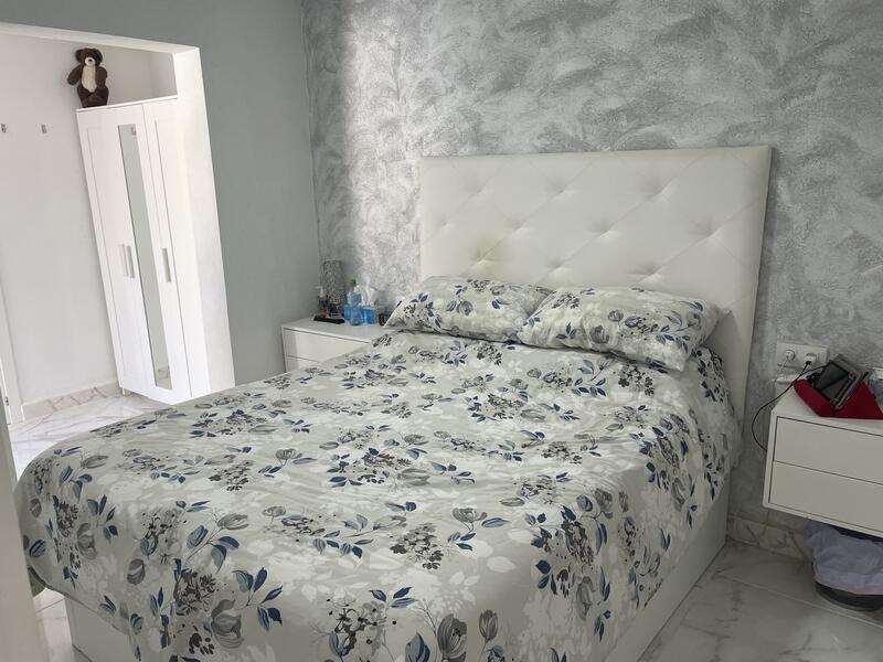 2 bedroom Townhouse for sale