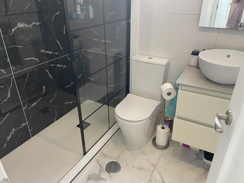 2 bedroom Townhouse for sale