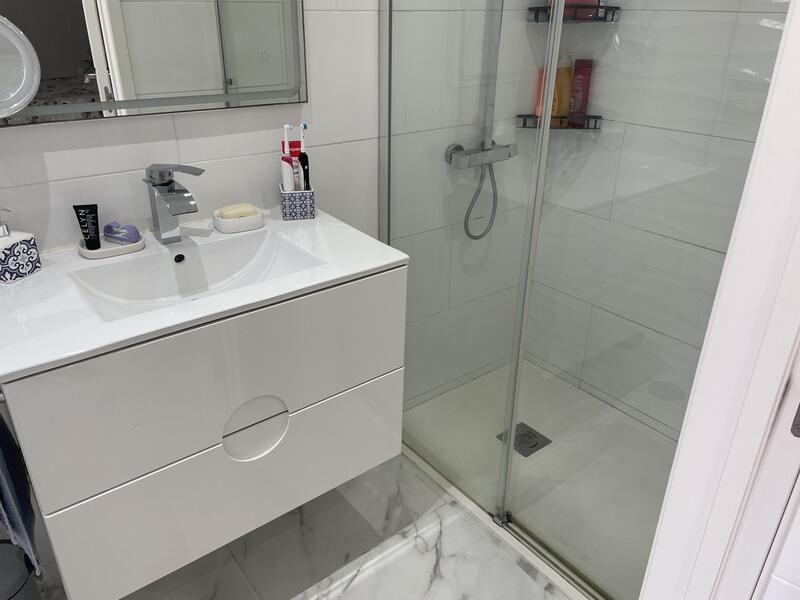 2 bedroom Townhouse for sale