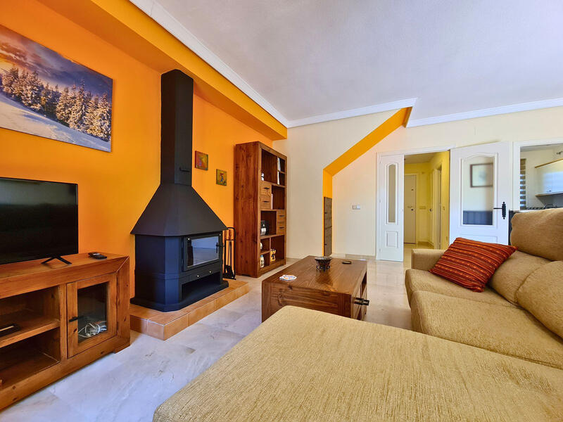 3 bedroom Townhouse for sale