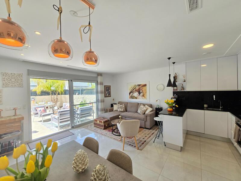 3 bedroom Townhouse for sale