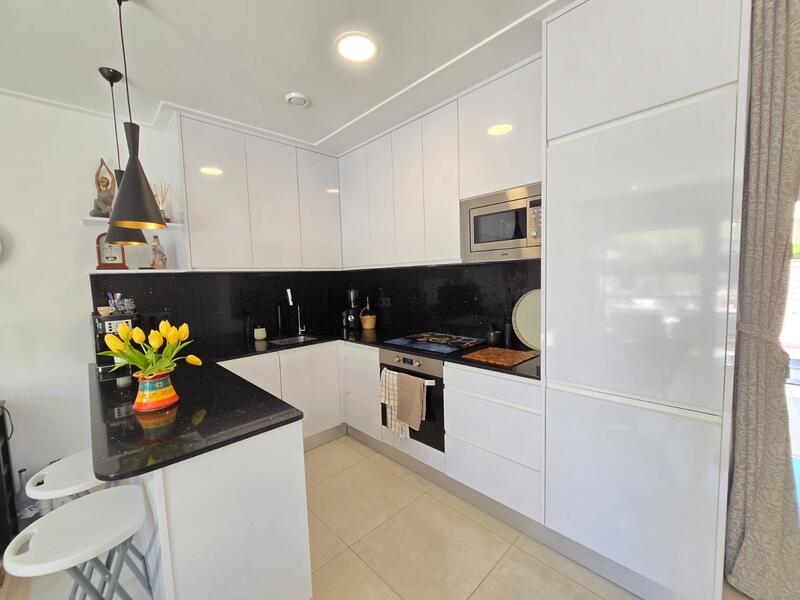 3 bedroom Townhouse for sale