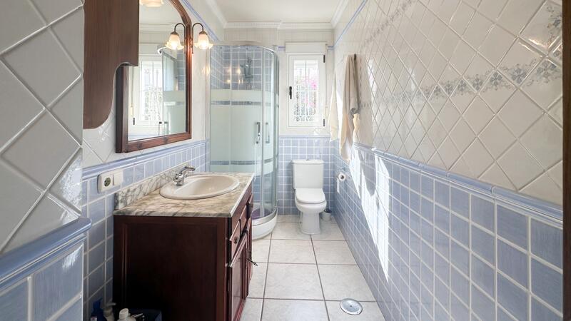 6 sovrum Villa till salu