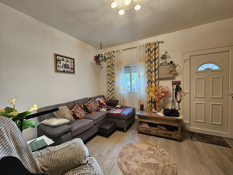 2 soveværelse Byhus til salg