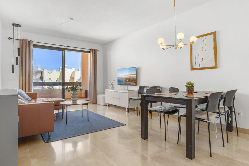 2 bedroom Apartment for sale