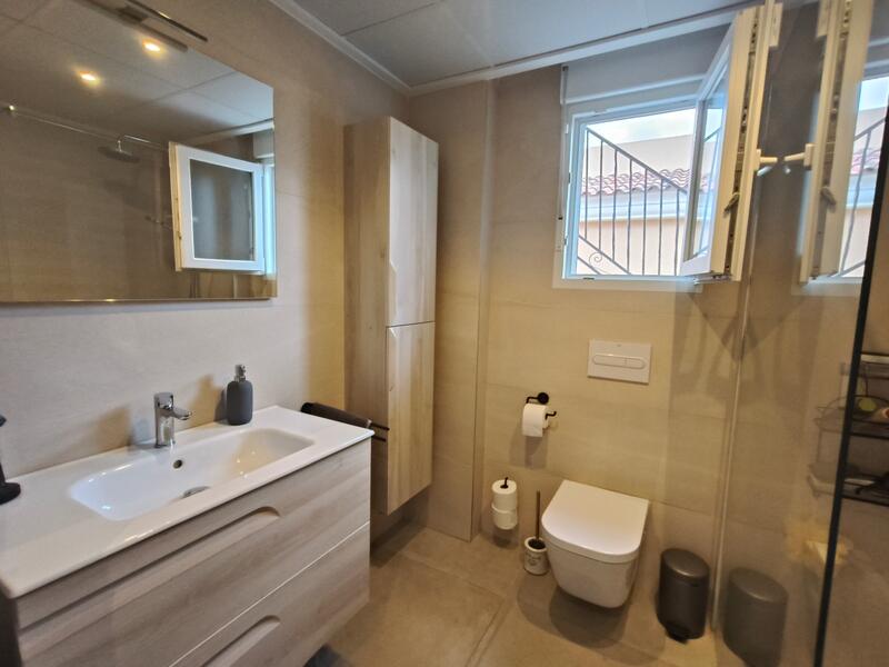 2 Schlafzimmer Villa zu verkaufen