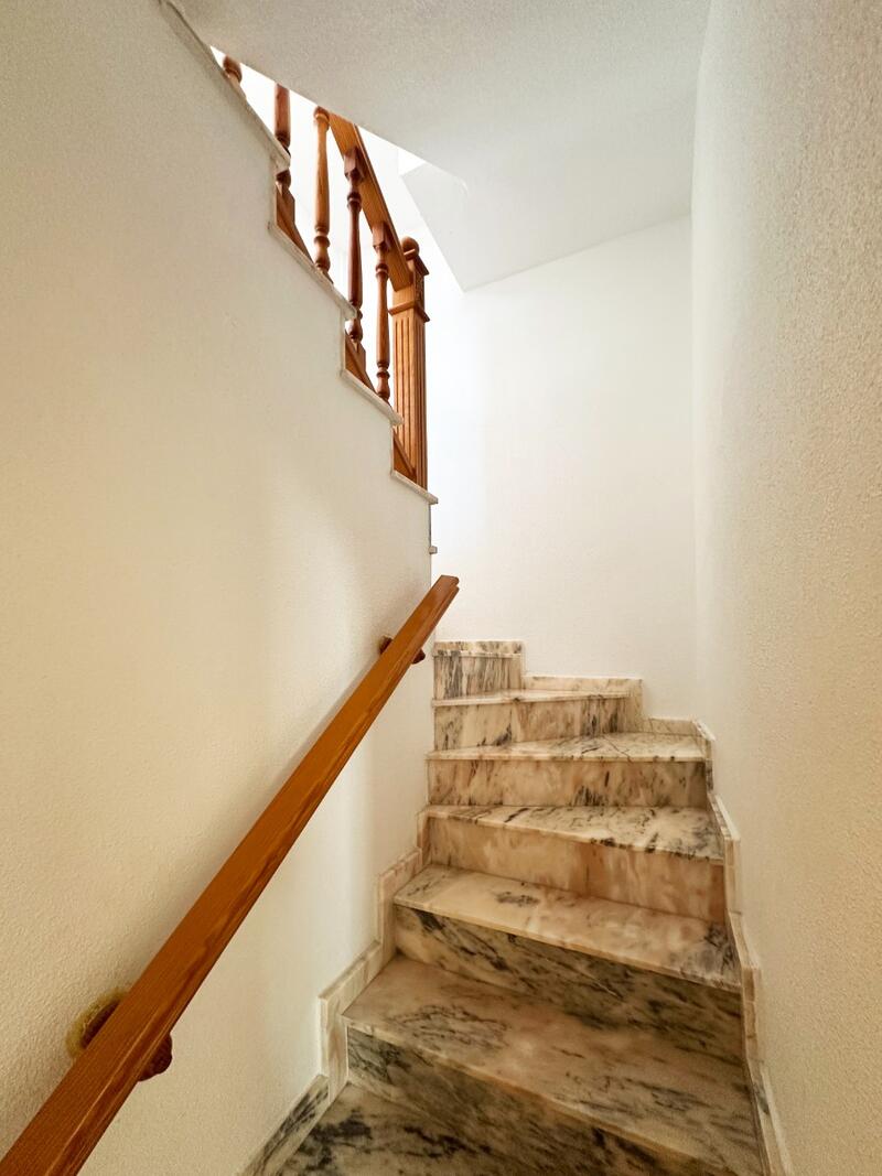 2 Cuarto Adosado en venta