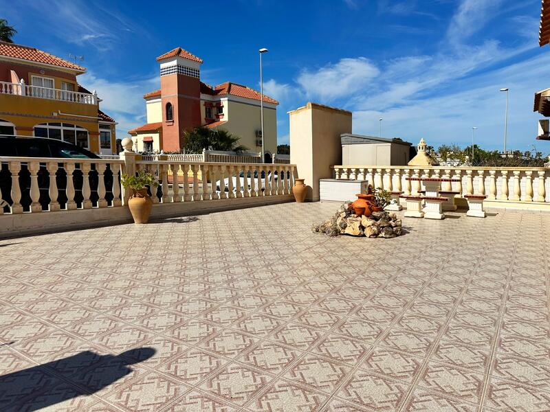 2 Cuarto Adosado en venta