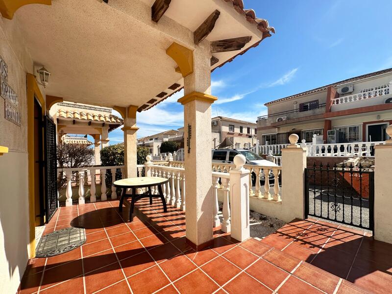 2 Cuarto Adosado en venta