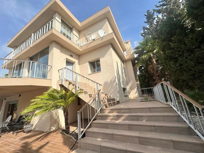 4 chambre Villa à vendre