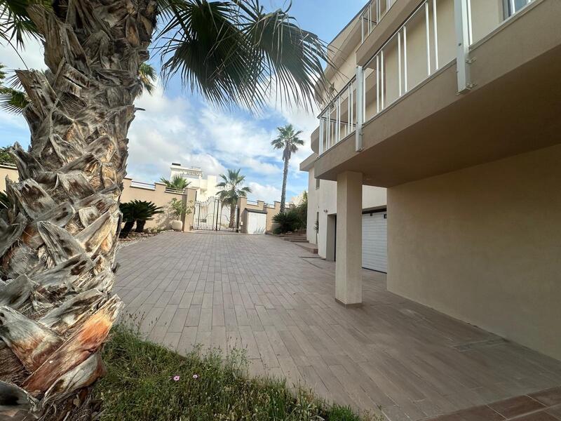 4 chambre Villa à vendre