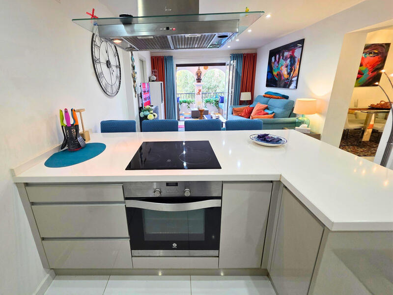 3 bedroom Apartment for sale