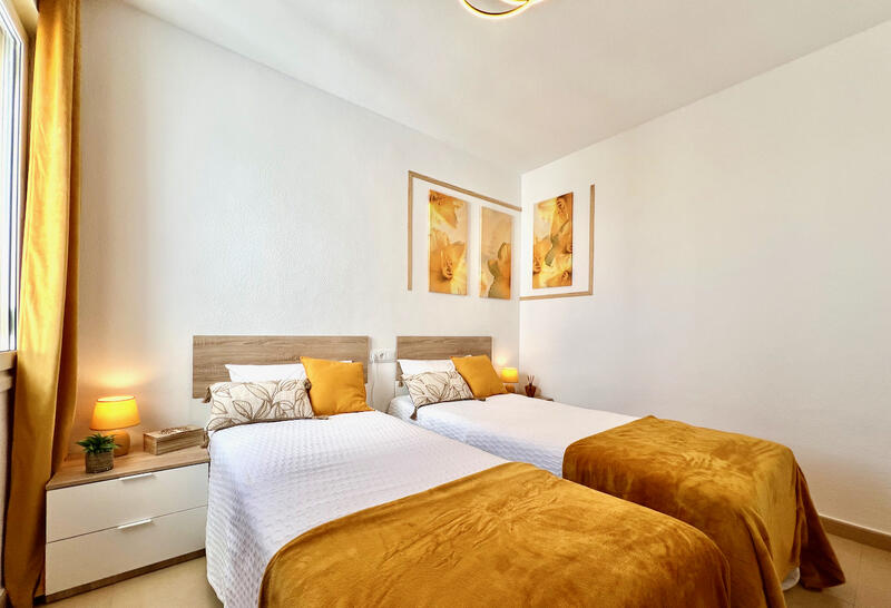 2 slaapkamer Appartement Te koop