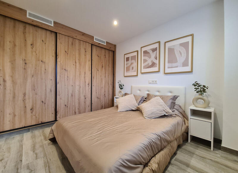 3 bedroom Apartment for sale