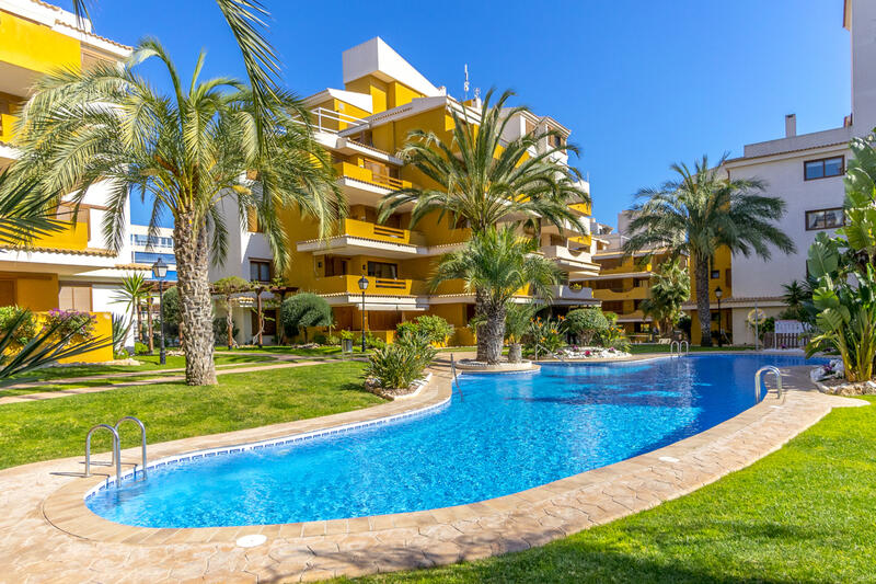 Apartment for sale in Torrevieja, Alicante