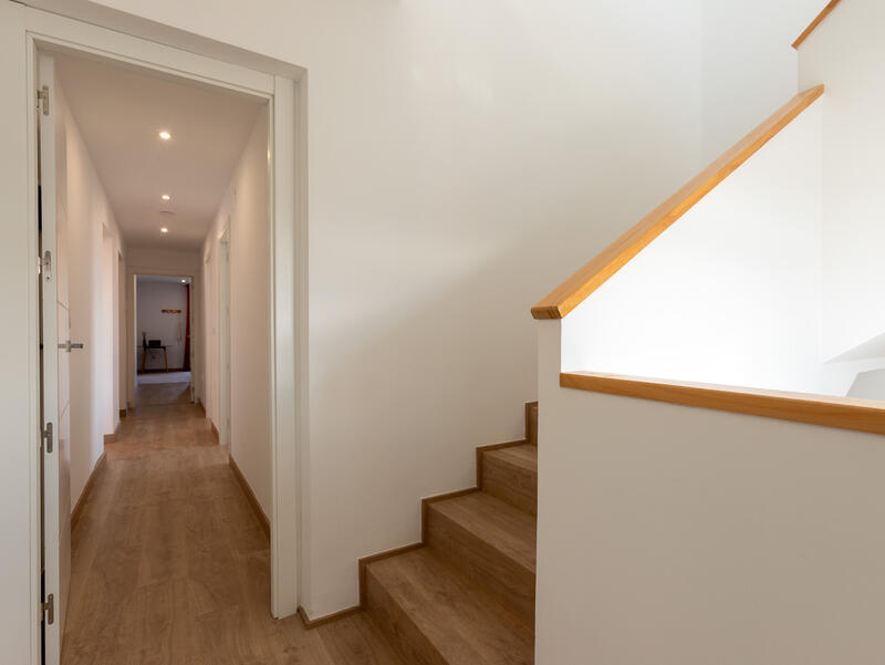 4 спальная комната вилла продается