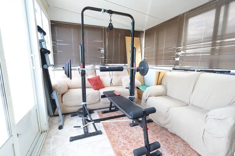 3 slaapkamer Gezinswoning Te koop