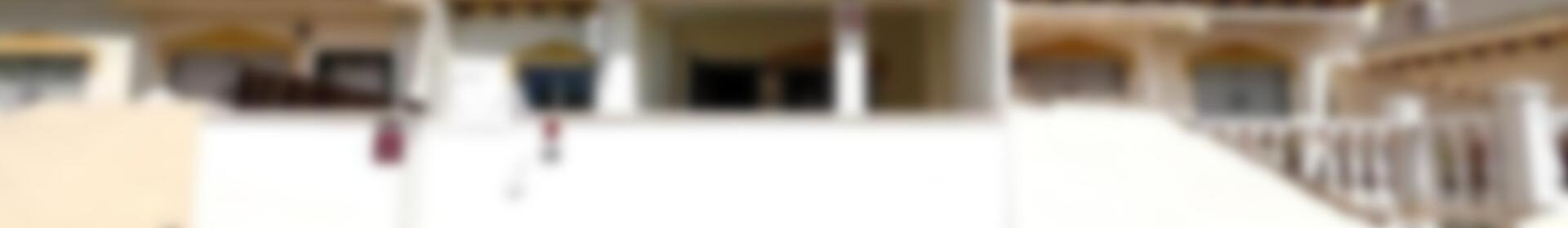 3 спальная комната городская тюрьма продается