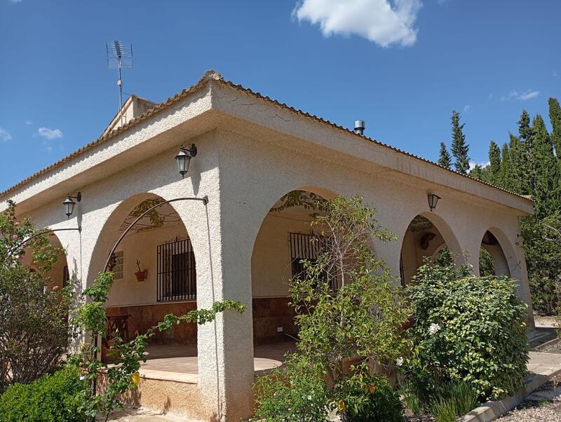 5 bedroom Villa for sale