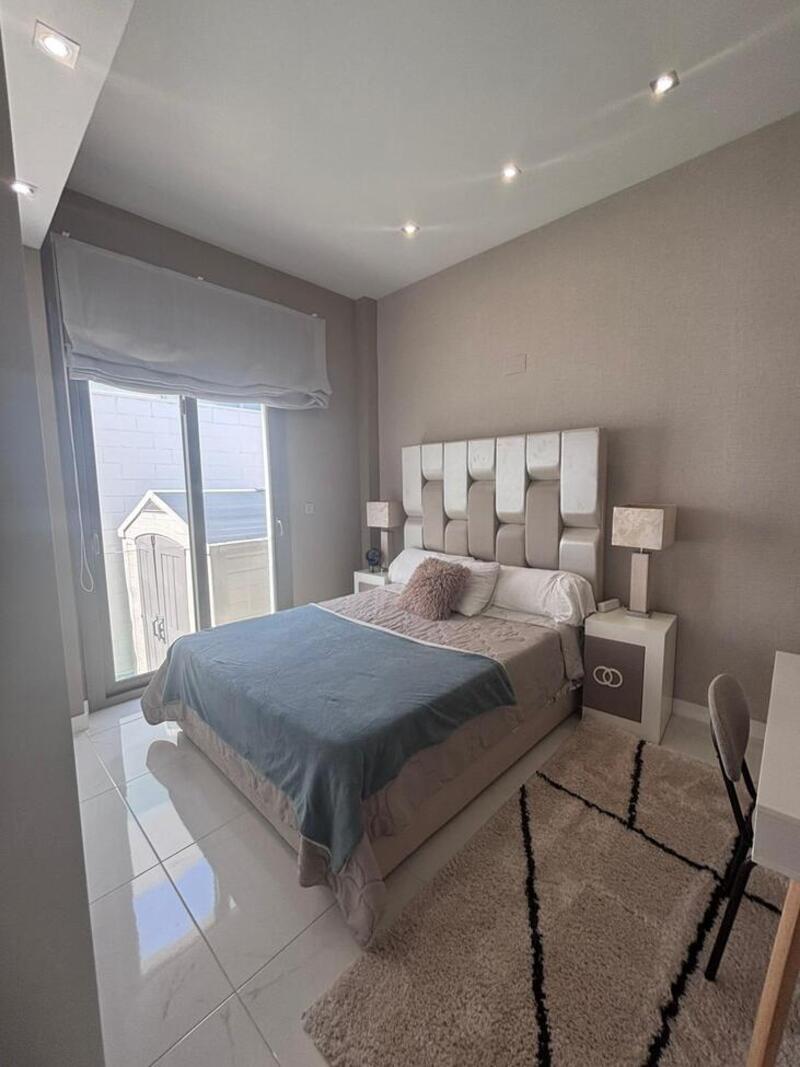 5 bedroom Villa for sale