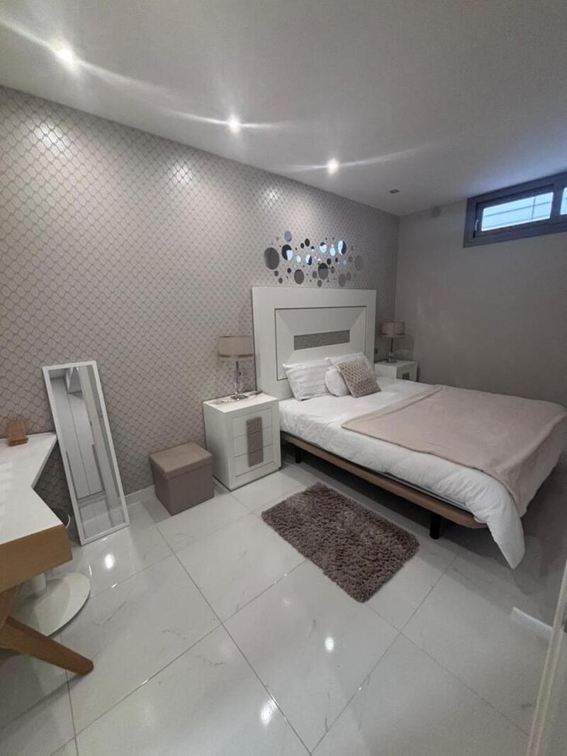 5 bedroom Villa for sale